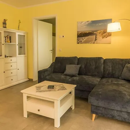 Сasa de vacaciones Time Out On The Lagoon Modern Retreat *